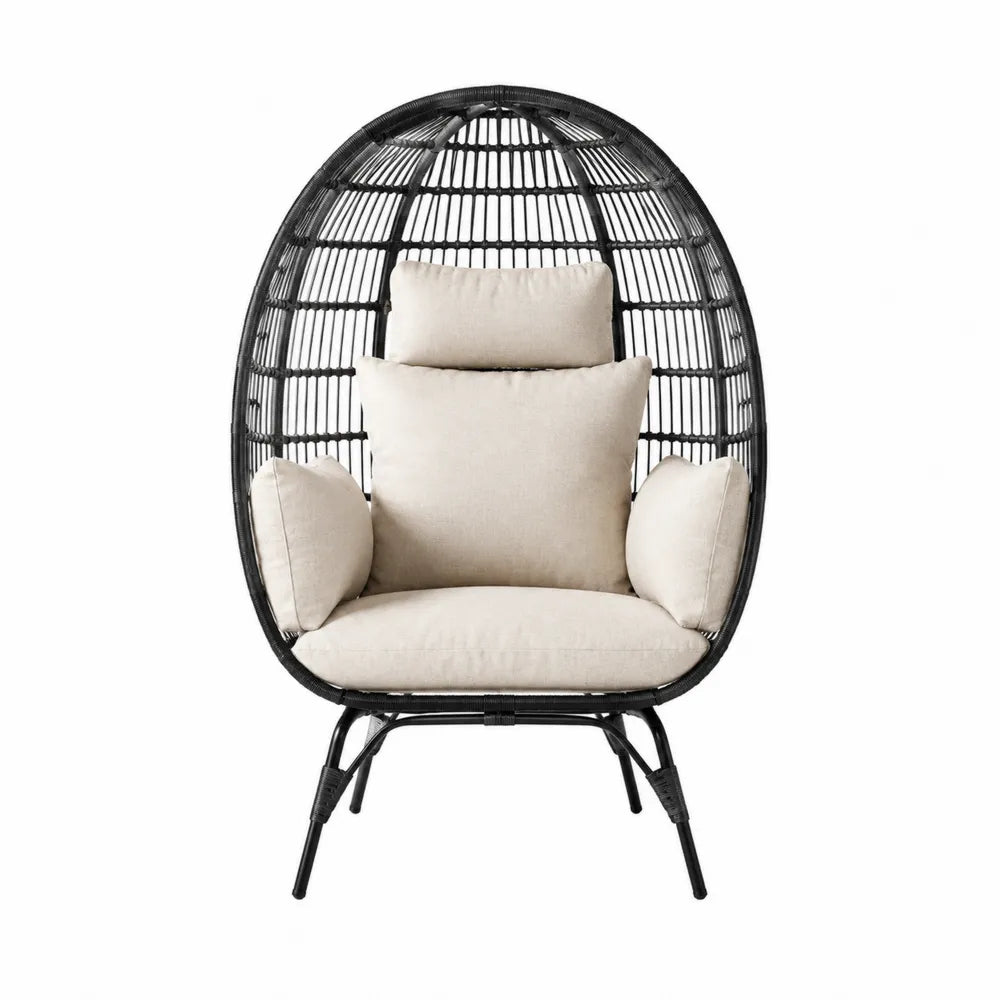 Fauteuil en rotin noir avec coussins en polyester beige